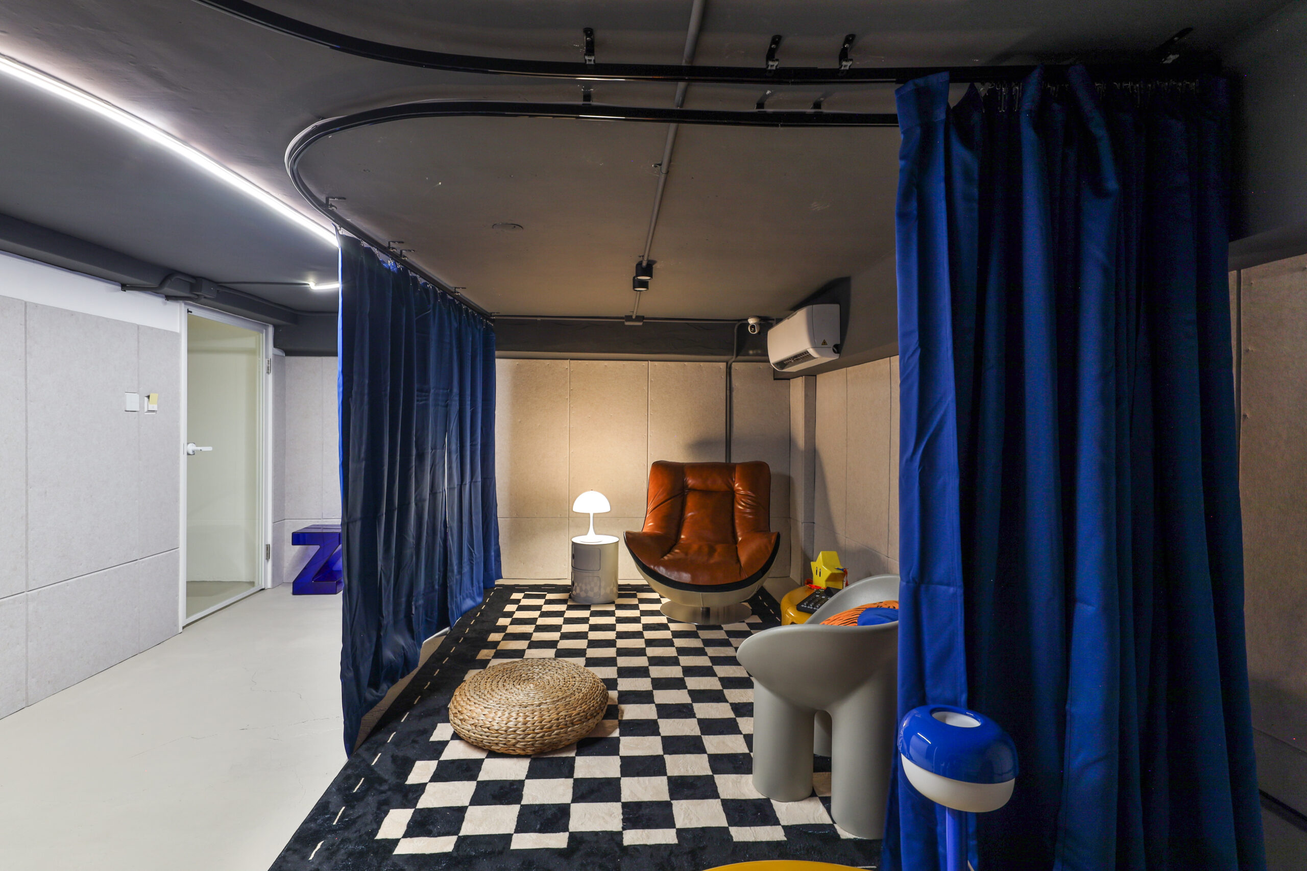 Room4 ㄅㄎ