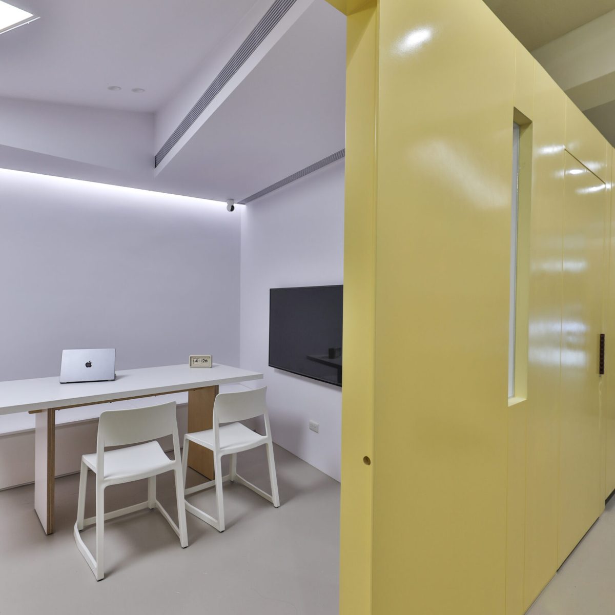 Room1 ㄆㄩ 01