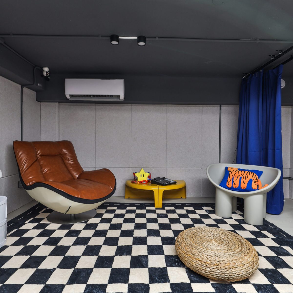 Room4 ㄅㄎ 03